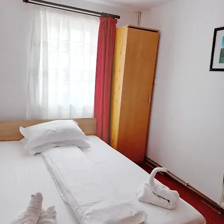 Pensiunea Vacanta Bed & Breakfast